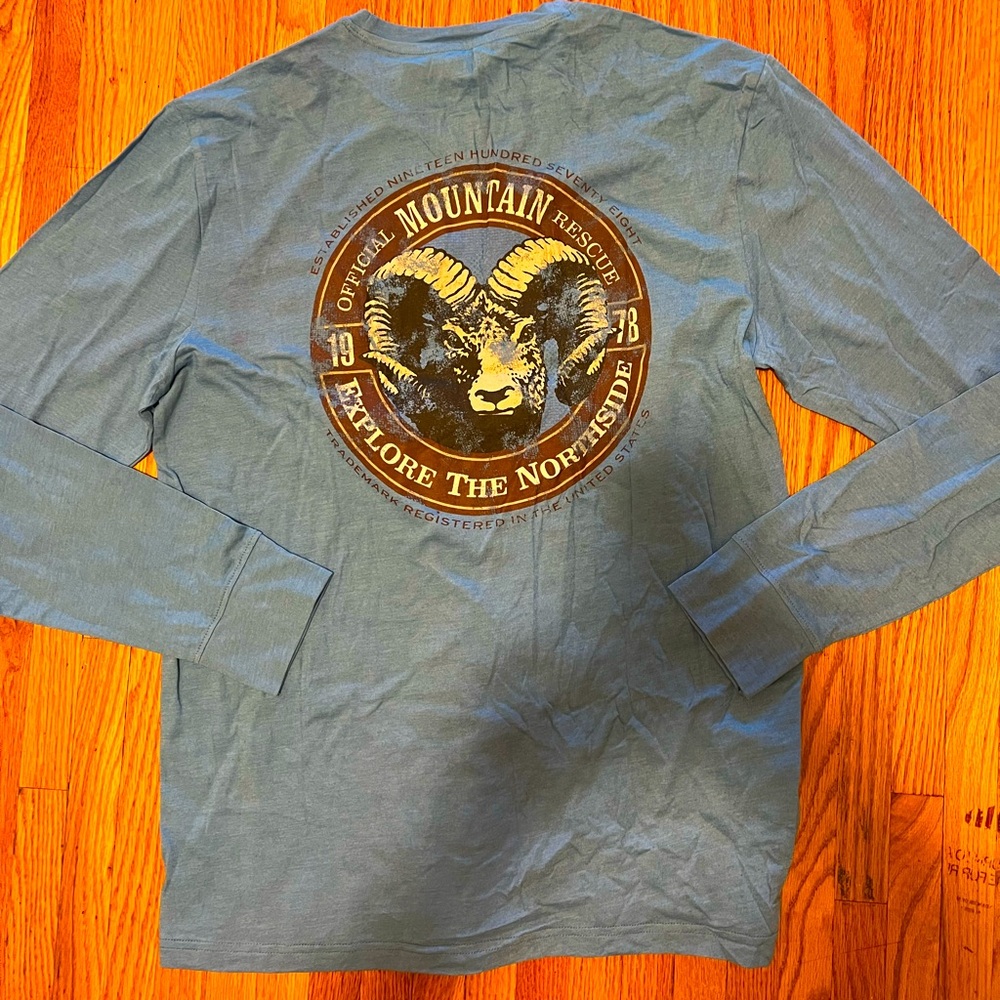 Chaps Light Blue Long Sleeve Tee NWOT